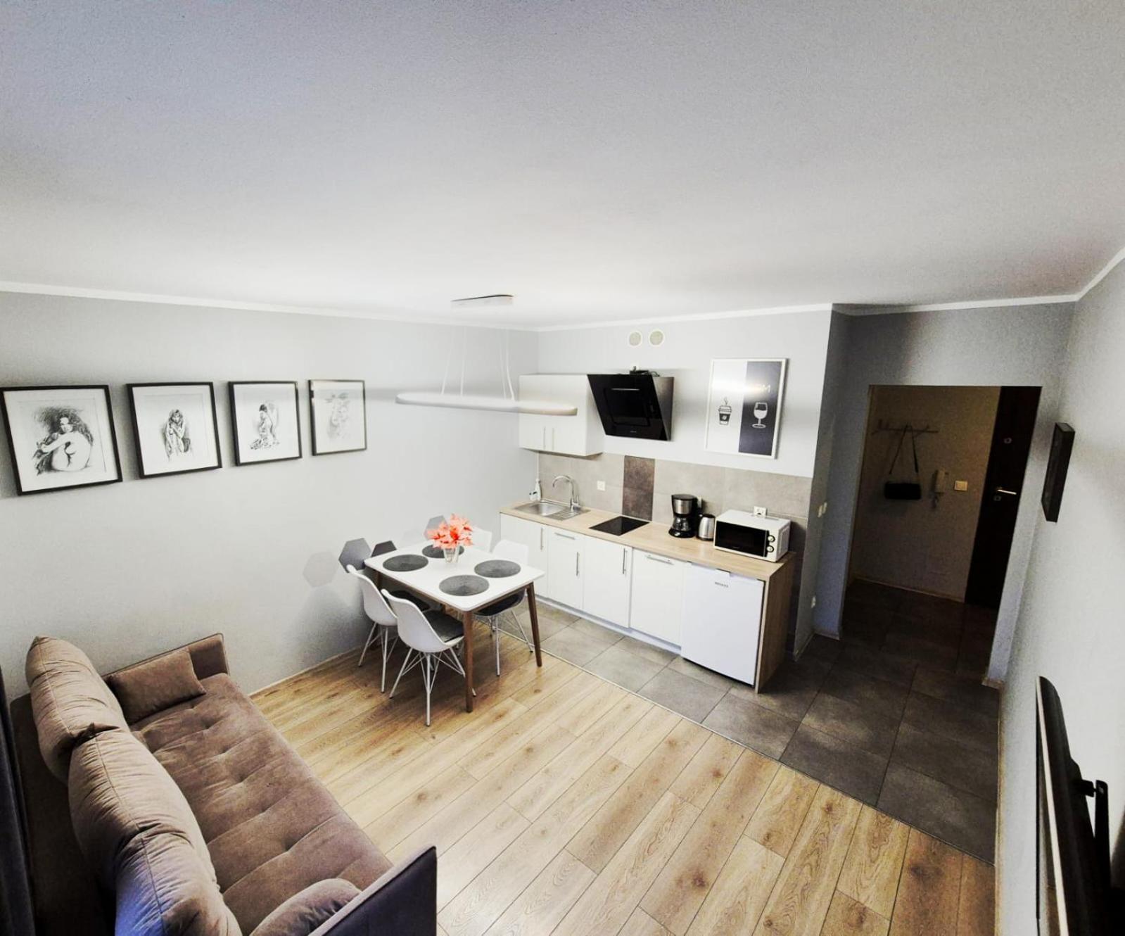 Tk Apartments Dabrowskiego ヴロツワフ エクステリア 写真